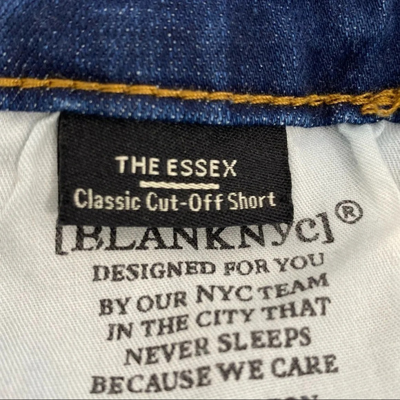 BLANKNYC The Essex Classic Cut Off Distressed Jean Shorts Denim Blue Size 25 - Picture 7 of 7